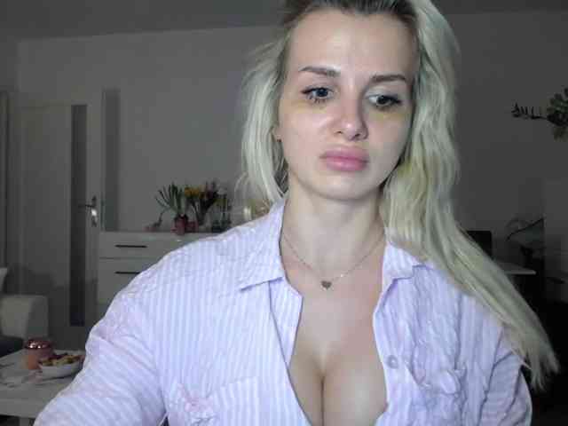 CorneliaSweet webcam