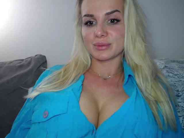 CorneliaSweet webcam