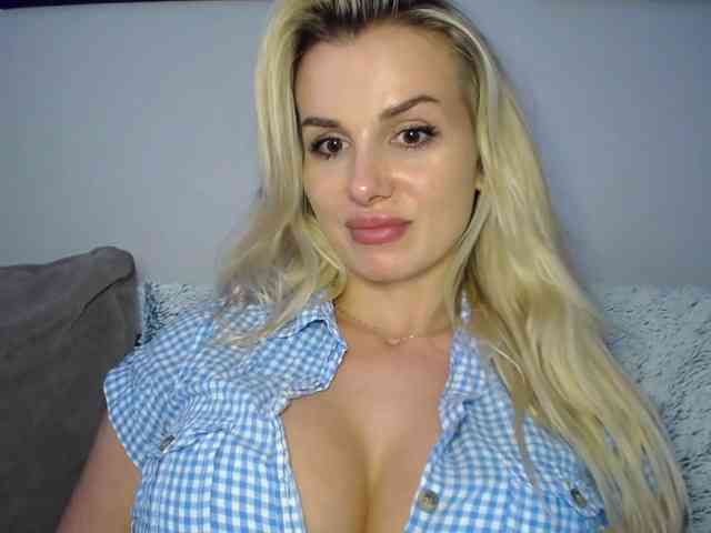 CorneliaSweet webcam