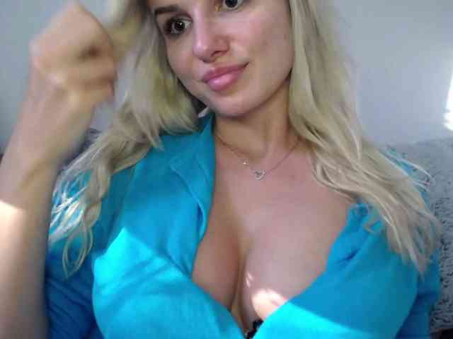 CorneliaSweet webcam