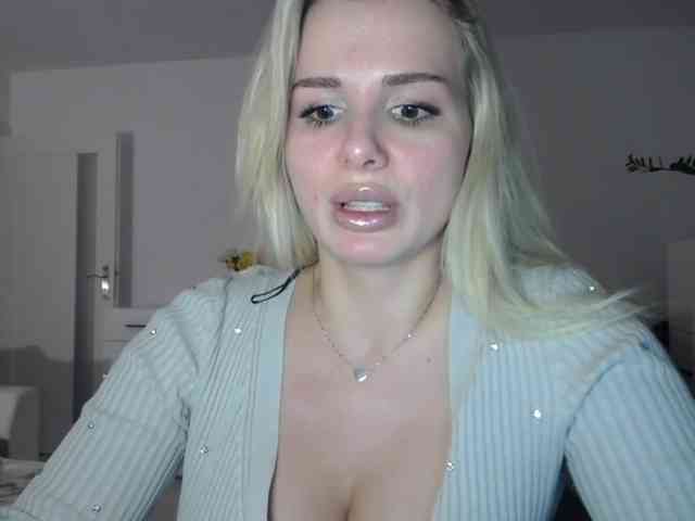 CorneliaSweet webcam