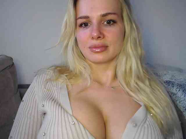 CorneliaSweet webcam