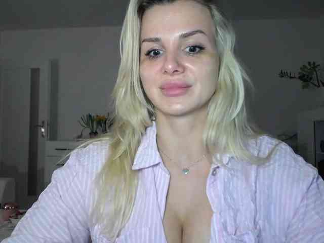 CorneliaSweet webcam