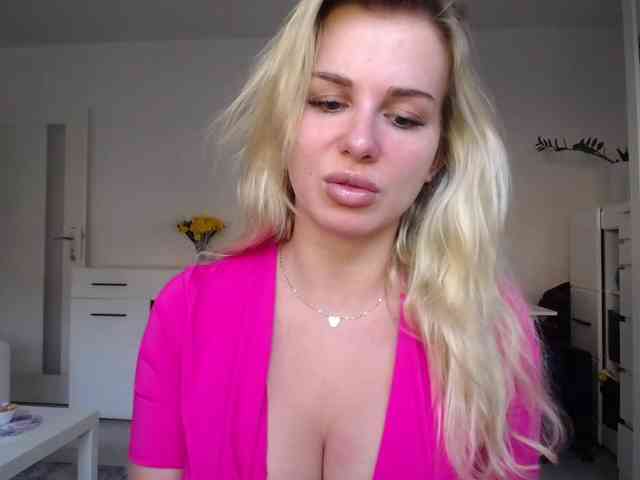 CorneliaSweet webcam