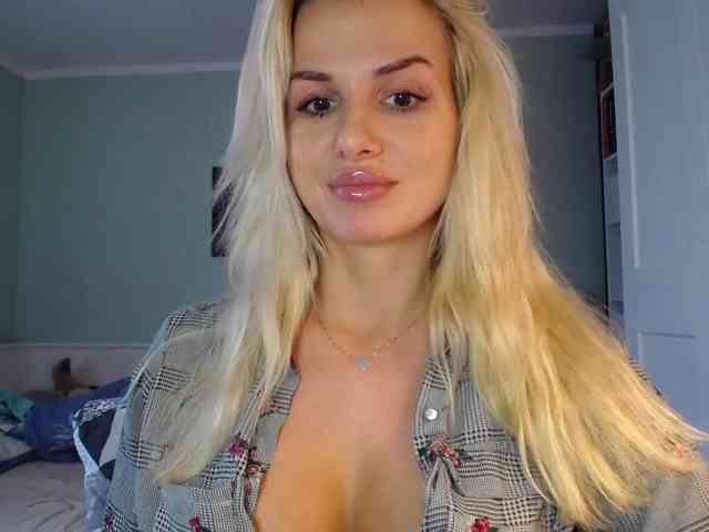 CorneliaSweet webcam