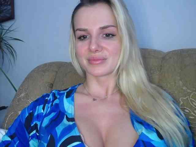 CorneliaSweet webcam