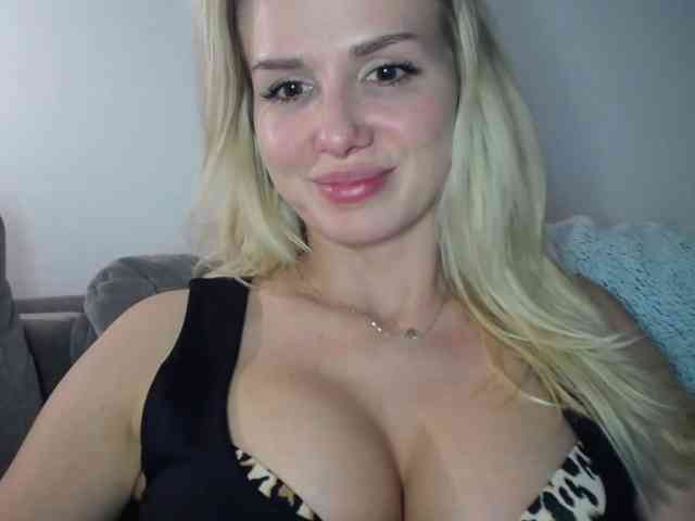 CorneliaSweet webcam