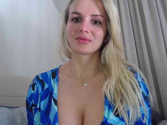 CorneliaSweet webcam