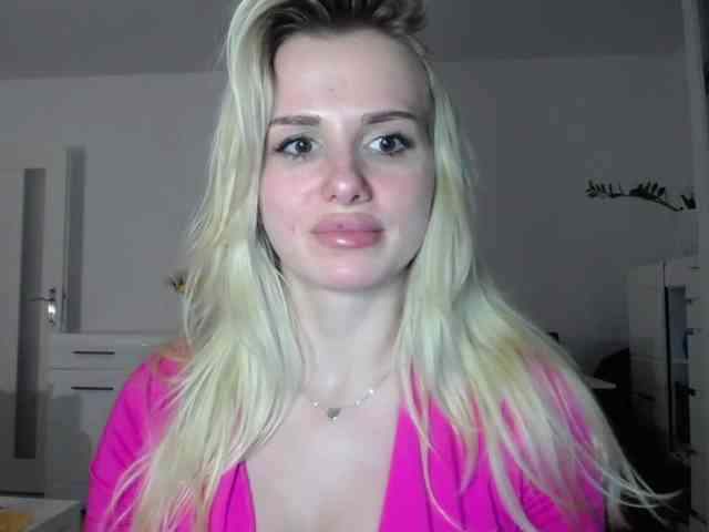 CorneliaSweet webcam