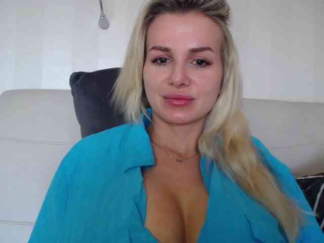 CorneliaSweet webcam