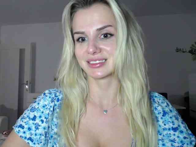 CorneliaSweet webcam