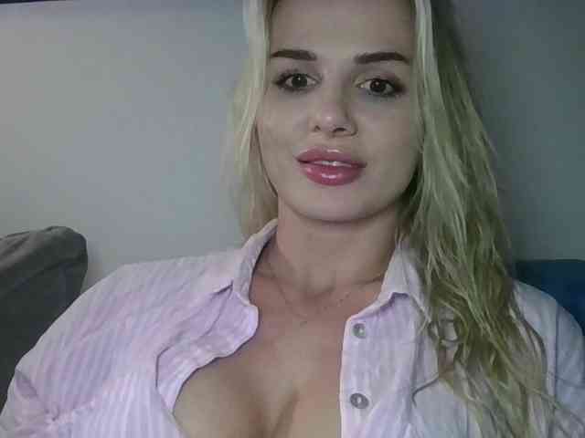 CorneliaSweet webcam