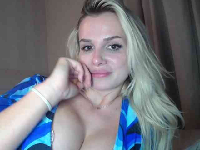 CorneliaSweet webcam