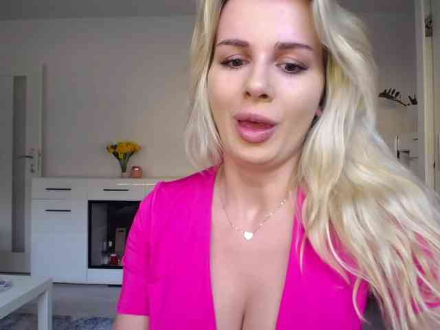 CorneliaSweet webcam