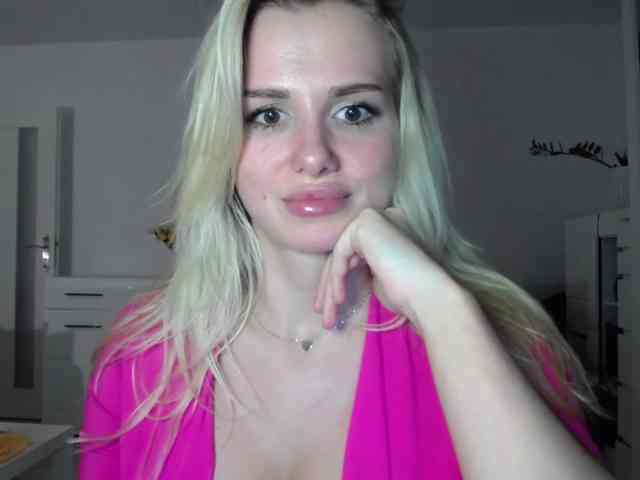 CorneliaSweet webcam