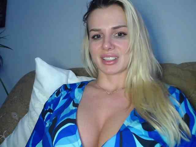 CorneliaSweet webcam