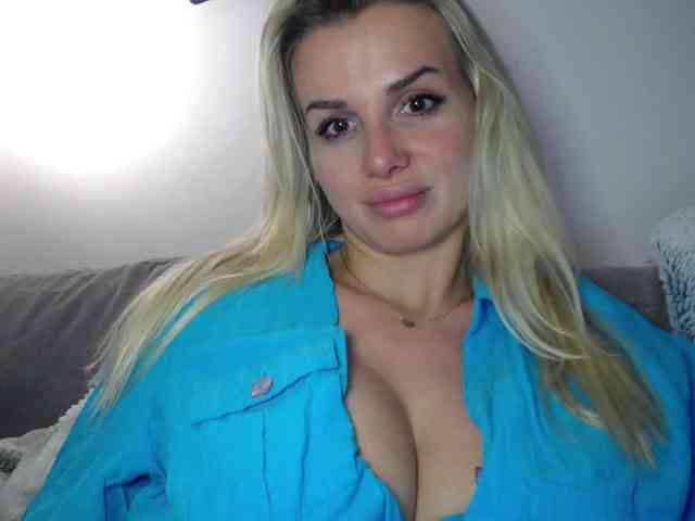 CorneliaSweet webcam