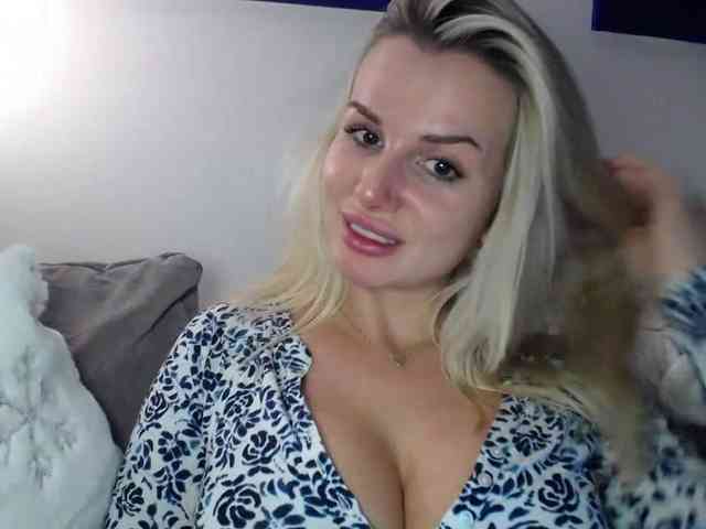 CorneliaSweet webcam