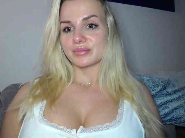 CorneliaSweet webcam