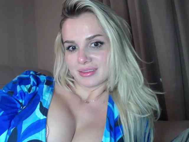 CorneliaSweet webcam