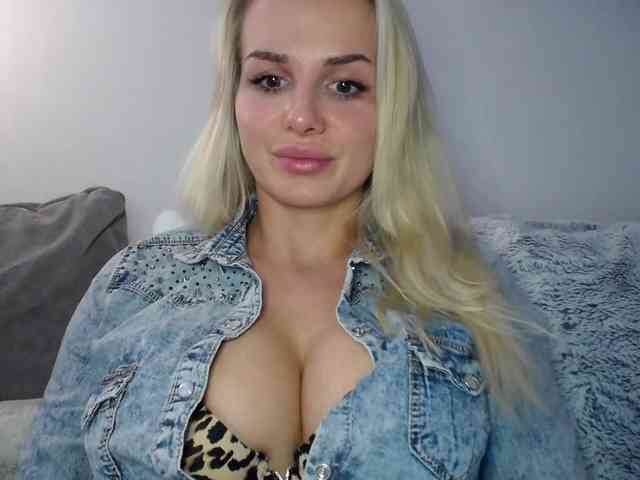 CorneliaSweet webcam