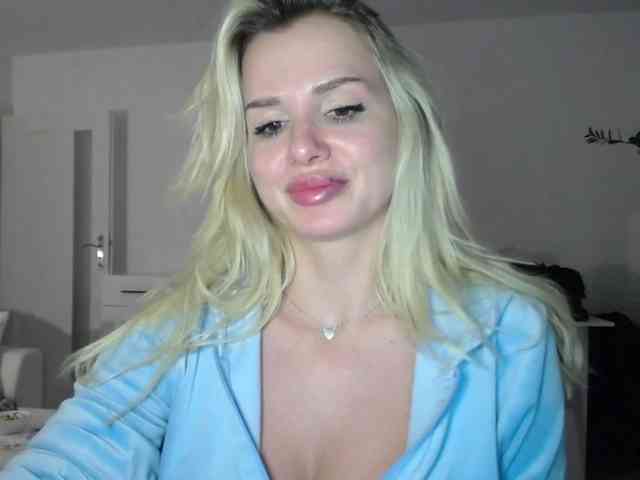 CorneliaSweet webcam