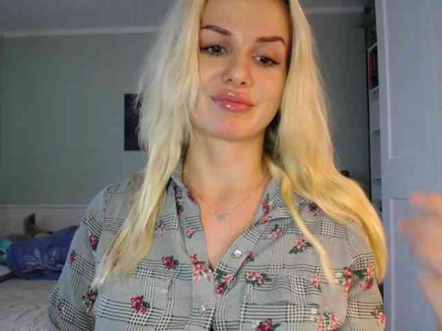 CorneliaSweet webcam