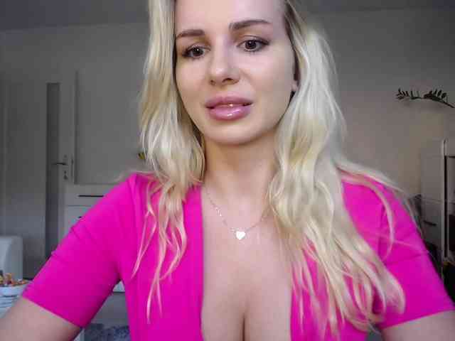 CorneliaSweet webcam