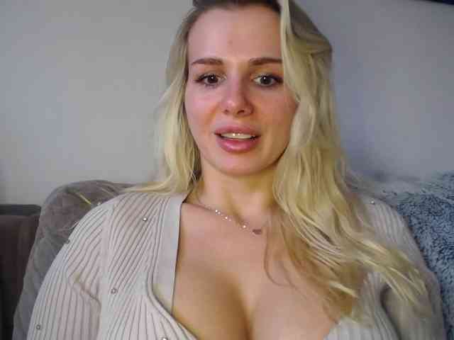 CorneliaSweet webcam