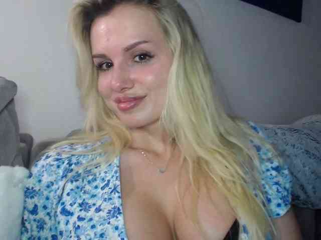 CorneliaSweet webcam