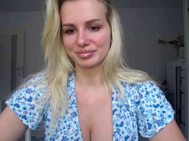 CorneliaSweet webcam