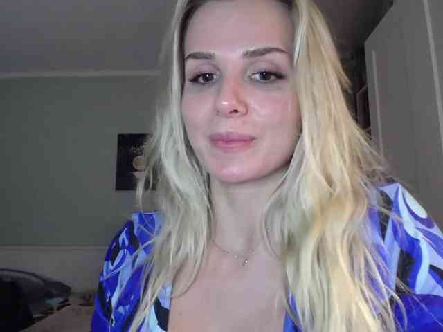 CorneliaSweet webcam