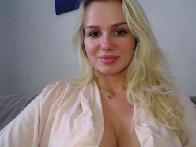 CorneliaSweet webcam