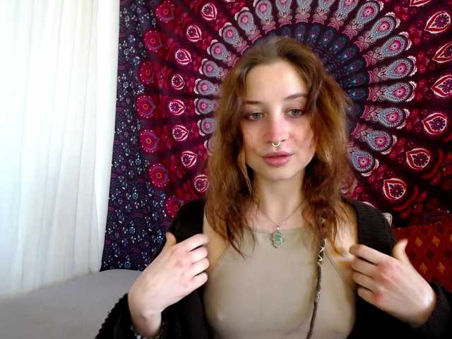 AdalynFlirt's BongaCams show and profile