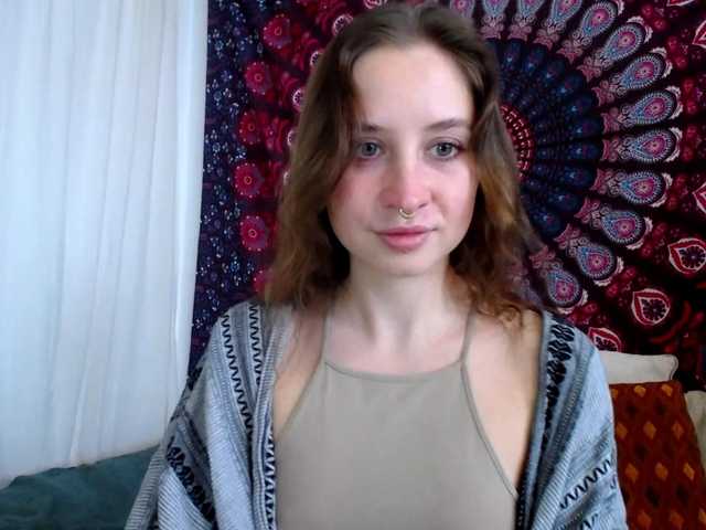AdalynFlirt's BongaCams show and profile