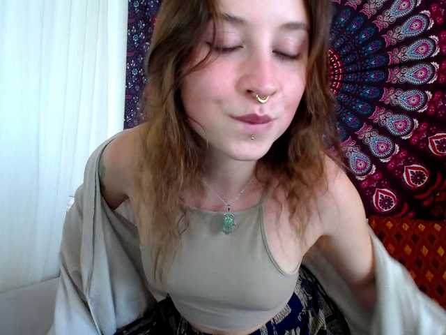 AdalynFlirt's BongaCams show and profile