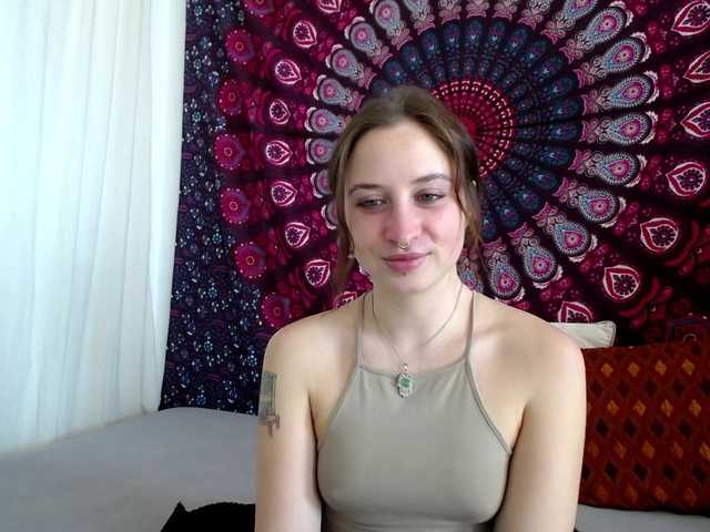 AdalynFlirt's BongaCams show and profile