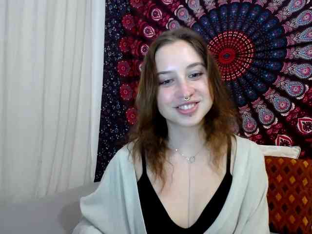 AdalynFlirt webcam