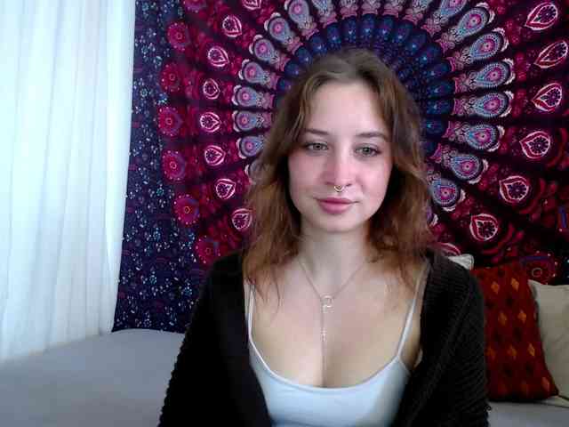 AdalynFlirt webcam