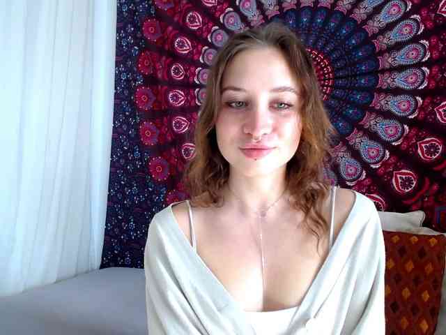 AdalynFlirt webcam