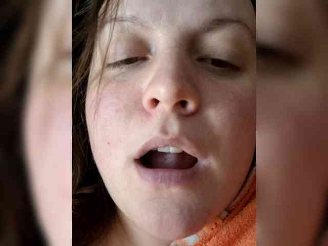 annetshik2013 webcam