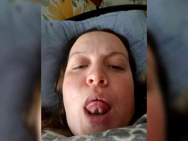 annetshik2013 webcam