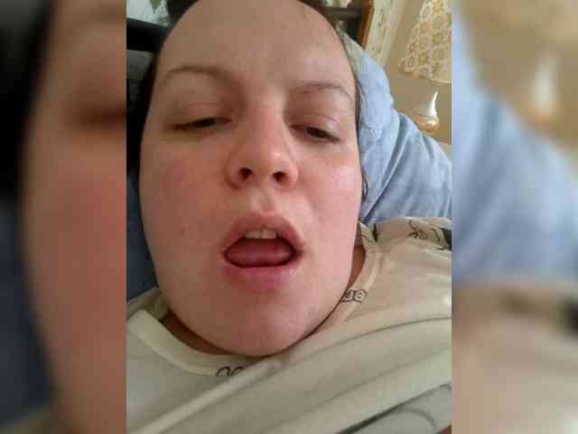 annetshik2013 webcam