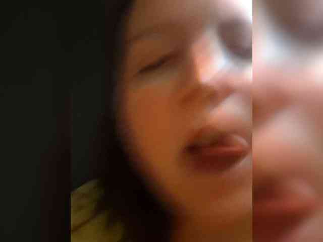 annetshik2013 webcam