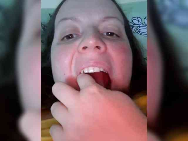 annetshik2013 Live Webcam on BongaCams