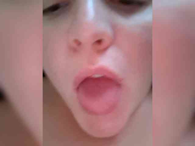 annetshik2013 webcam