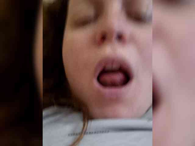 annetshik2013 webcam