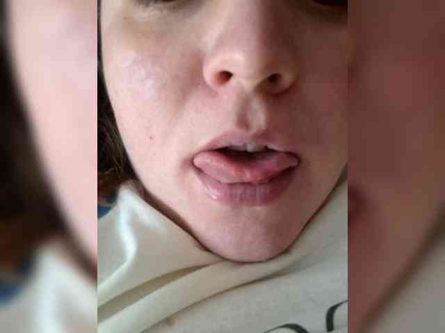 annetshik2013 webcam