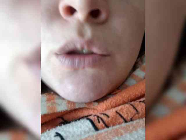 annetshik2013 webcam