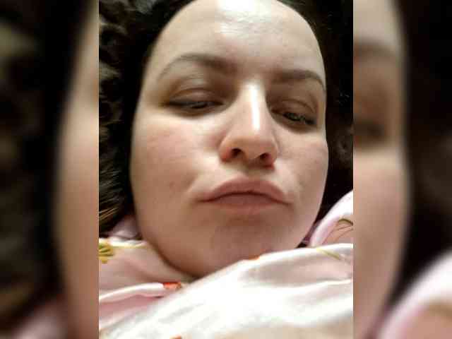 annetshik2013 webcam